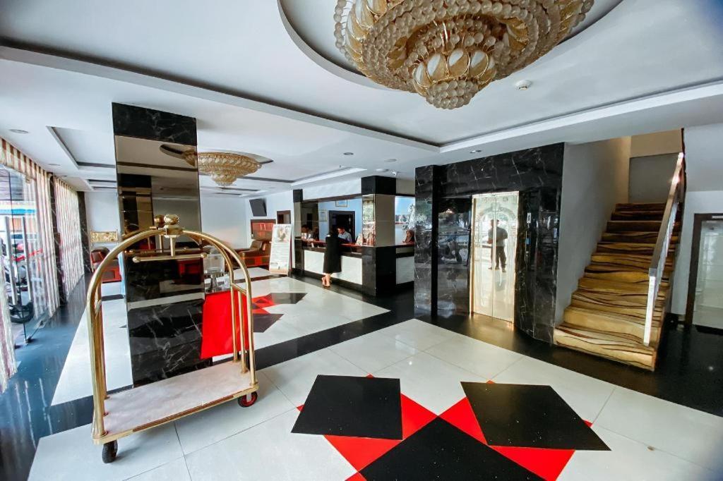 Lucky Star Hotel นาโกยา ภายนอก รูปภาพ