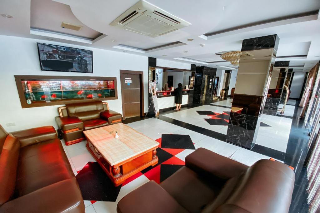 Lucky Star Hotel นาโกยา ภายนอก รูปภาพ
